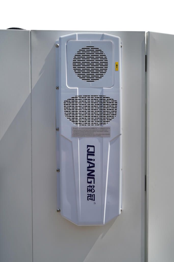 Вертикальный обрабатывающий центр с ЧПУ MILLMASTER VMM-1260 F4