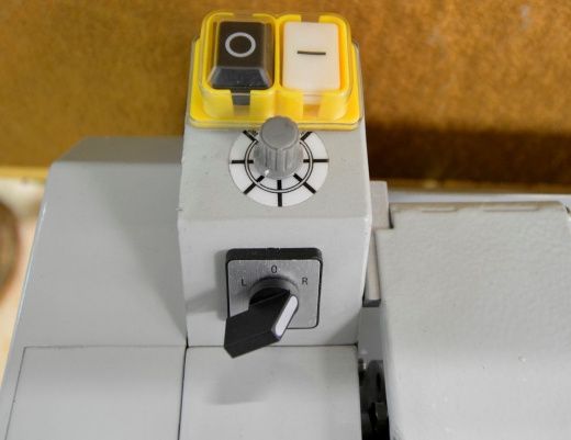 Токарный станок Turner MML 140x250v