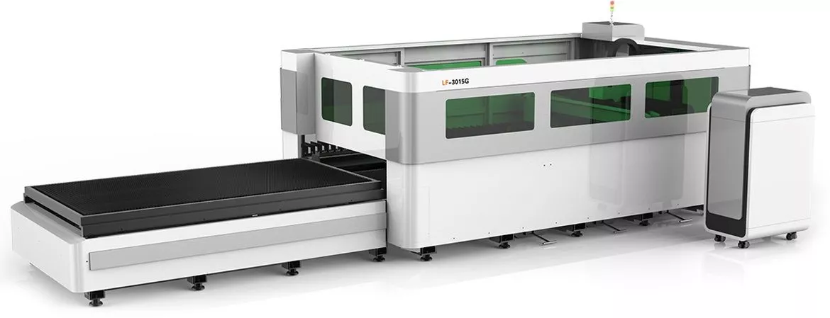 Оптоволоконный лазерный резак с защитной кабиной и сменным палетами LF3015G