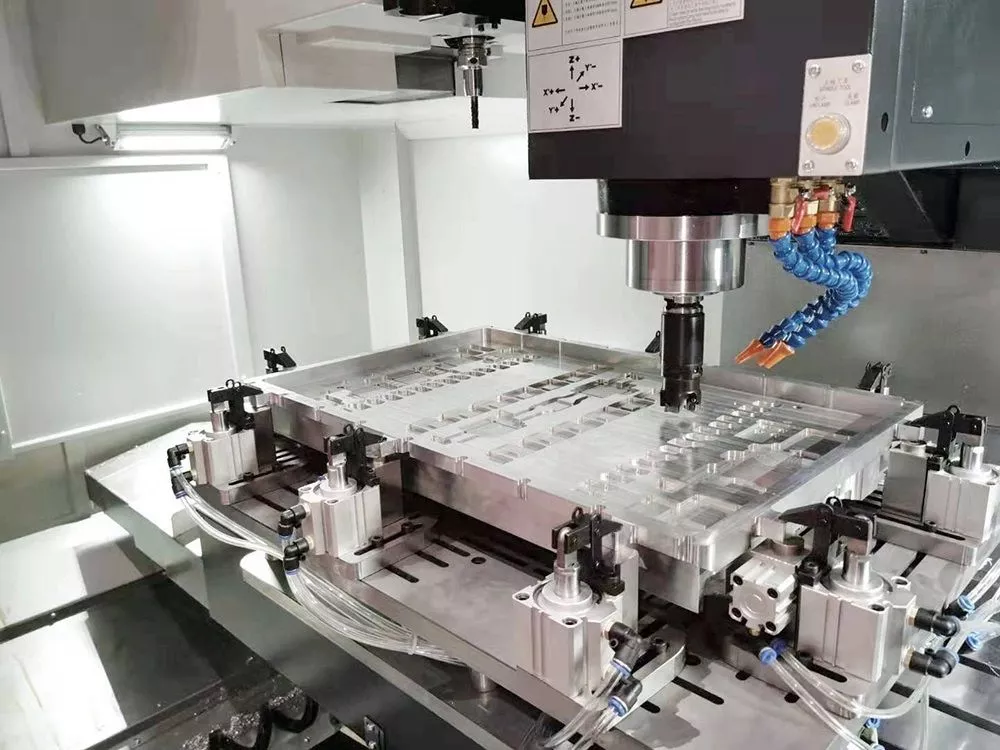 Вертикально-фрезерный обрабатывающий центр HISION VMC850HS