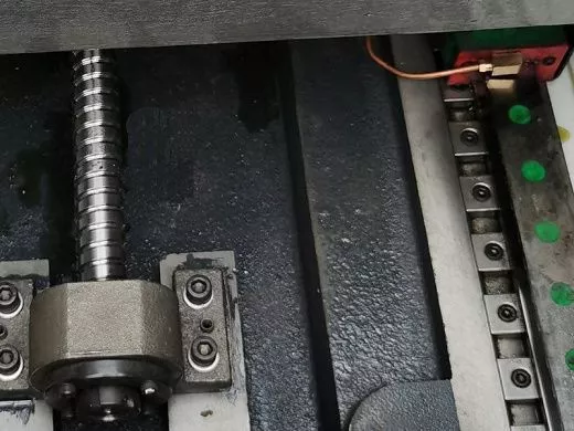 MetalTec TOPMILL 1360F вертикальный обрабатывающий центр с ЧПУ (4 оси)