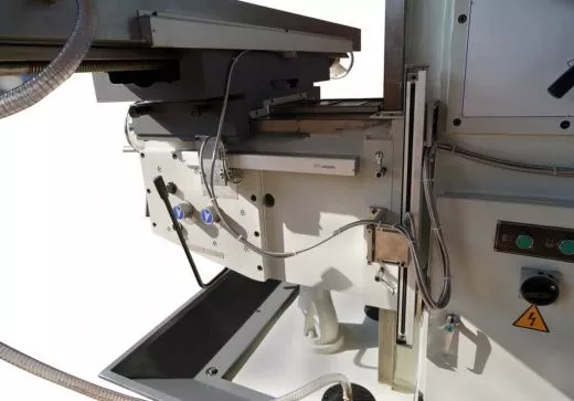 Фрезерный универсальный станок Metal Master DMM-200 DRO