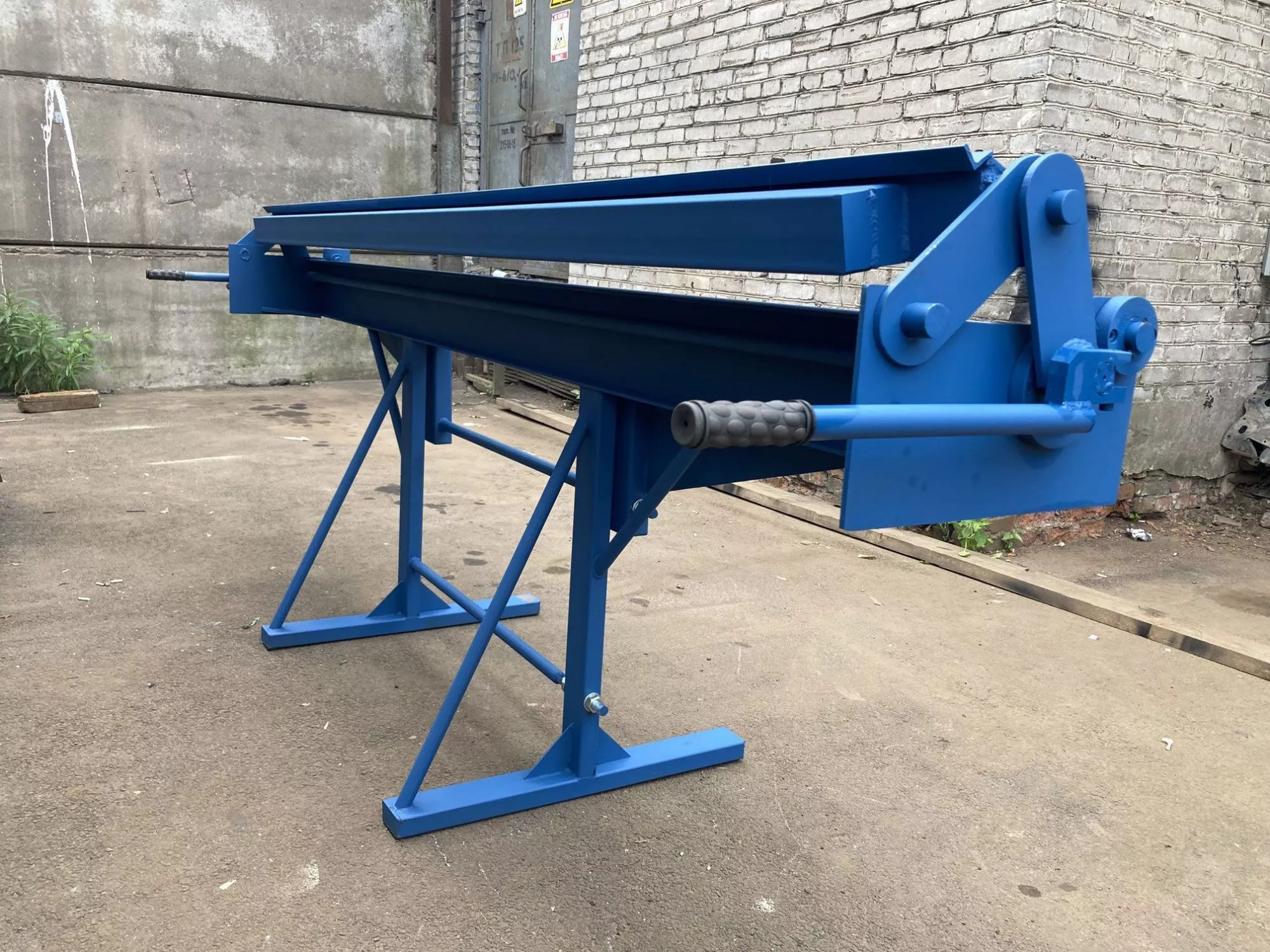 Ручной листогибочный станок BerTech ZG - 2000/1,5