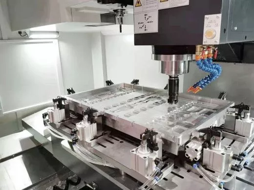 Вертикально-фрезерный обрабатывающий центр HISION VMC1300II/P